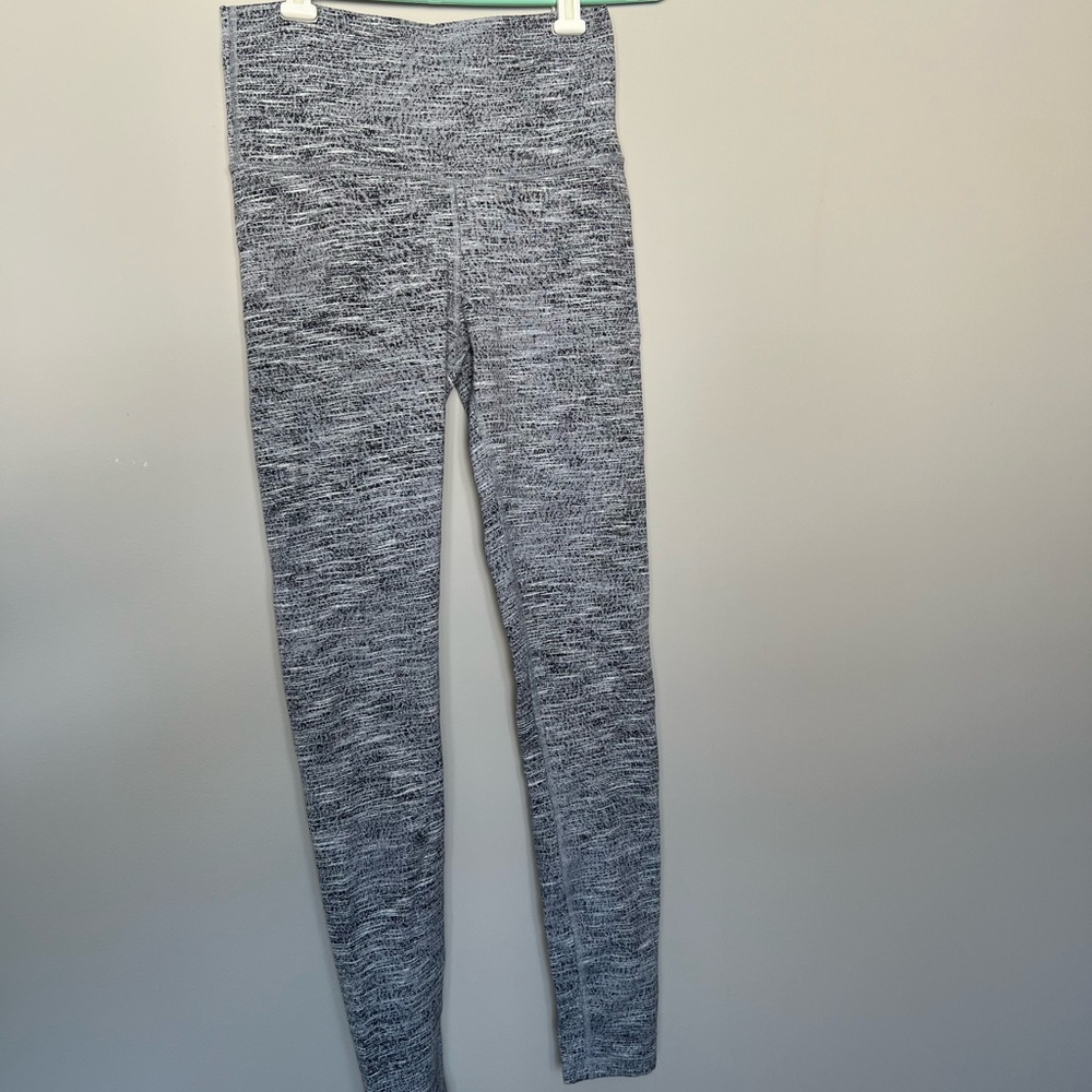 Ivivva Black and White Leggings